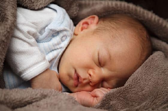 Hypnose Vertrauen - schlafendes Baby als Symbolbild